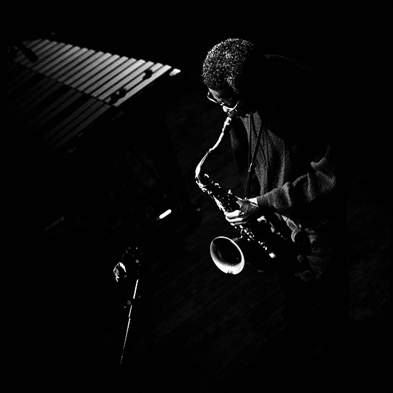 雷維史達-Joe Henderson 雷維史達-Joe Henderson 60x50cm